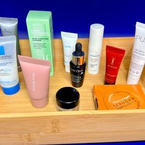 Generous-Sized Skincare Sample Set - All Nee